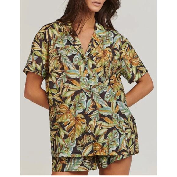 NWT Charlie Holiday Set Button Down & Shorts in Tropical Palm Print Size 6-8 - Picture 1 of 6